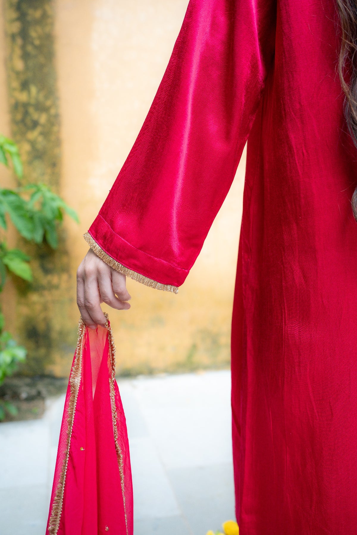 Swarnima Gulnaar Kurta Set