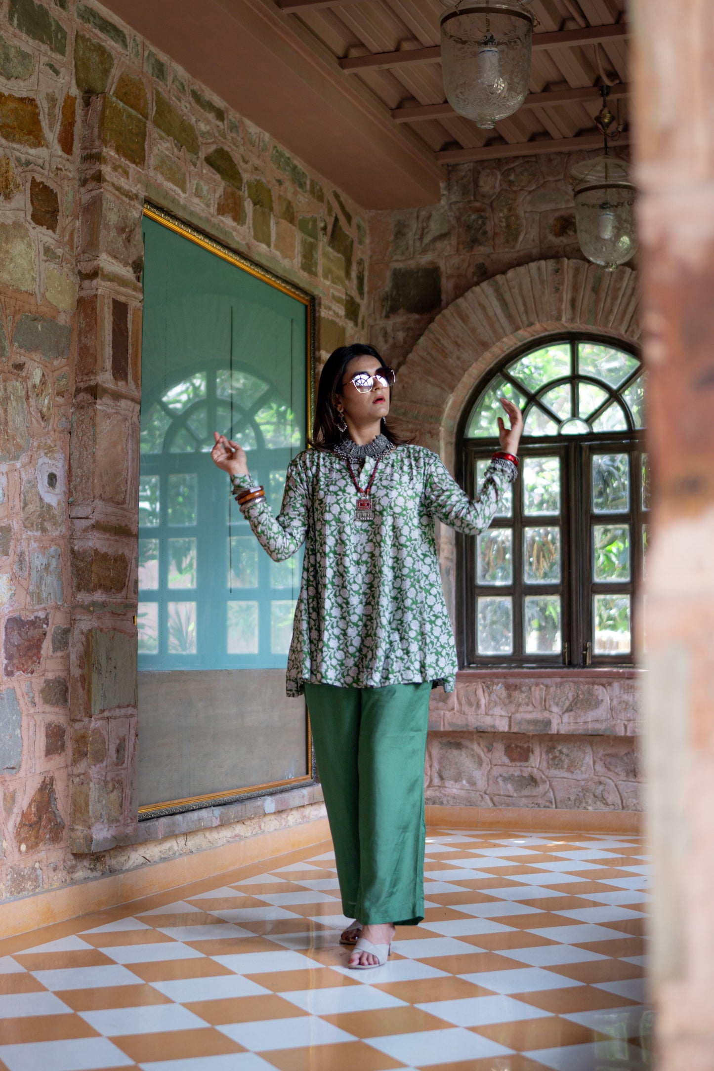 Nysa Kurti Set