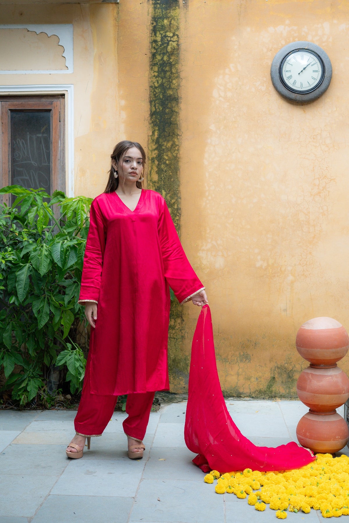 Swarnima Gulnaar Kurta Set