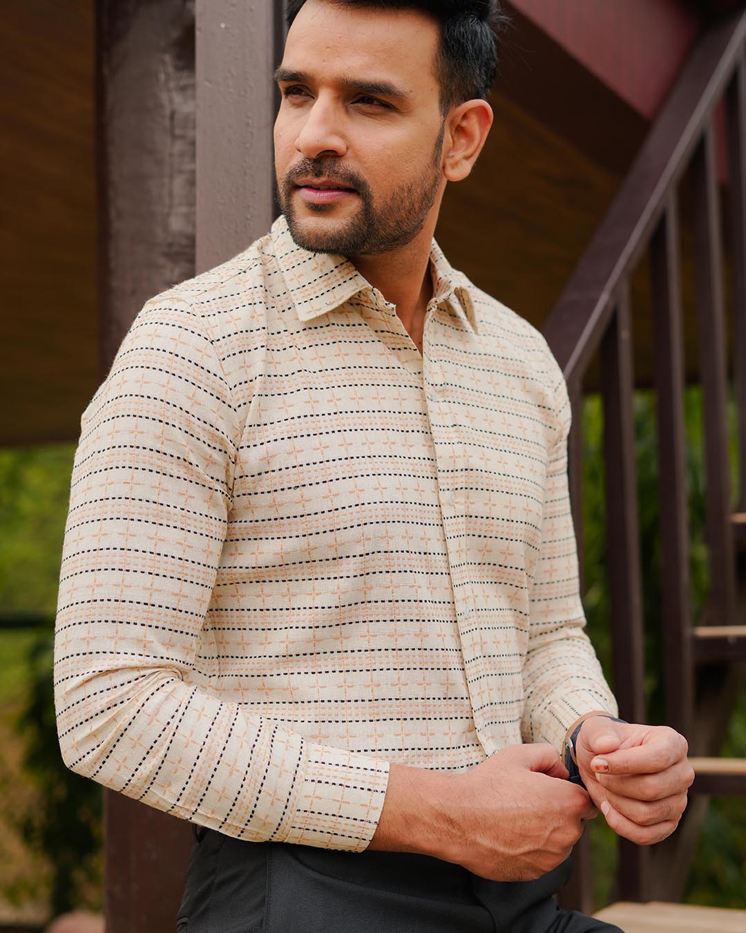 Men Full Sleeves Kantha Stitch Collared Handspun Cotton Shirt